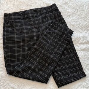 WHBM The Slim Ankle Pant